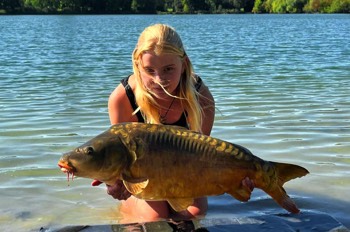 Greta Gögelein Karpfen 83 cm 25 Pfund Ulrichsee
